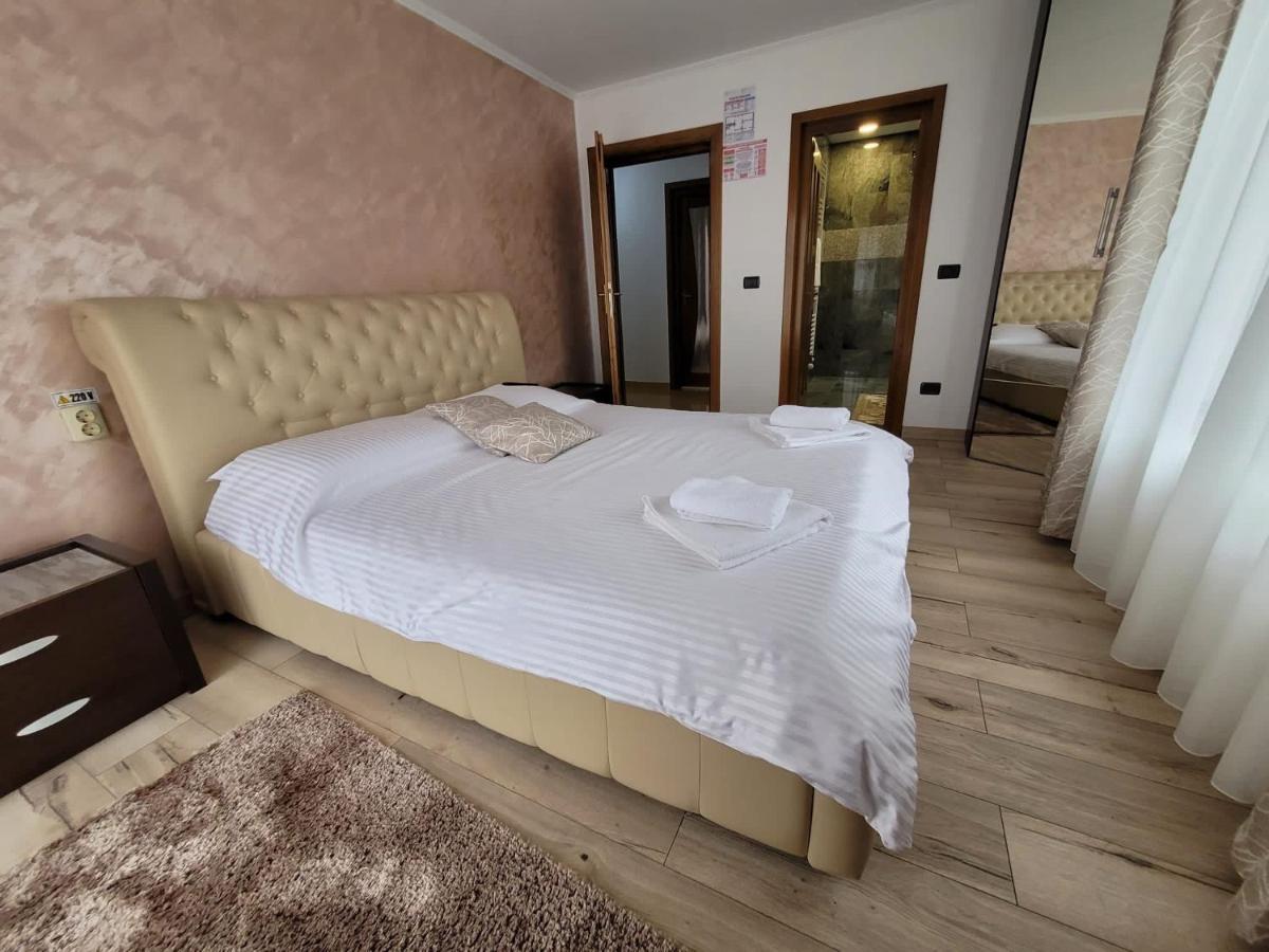 Villa Mery Moisei Bagian luar foto