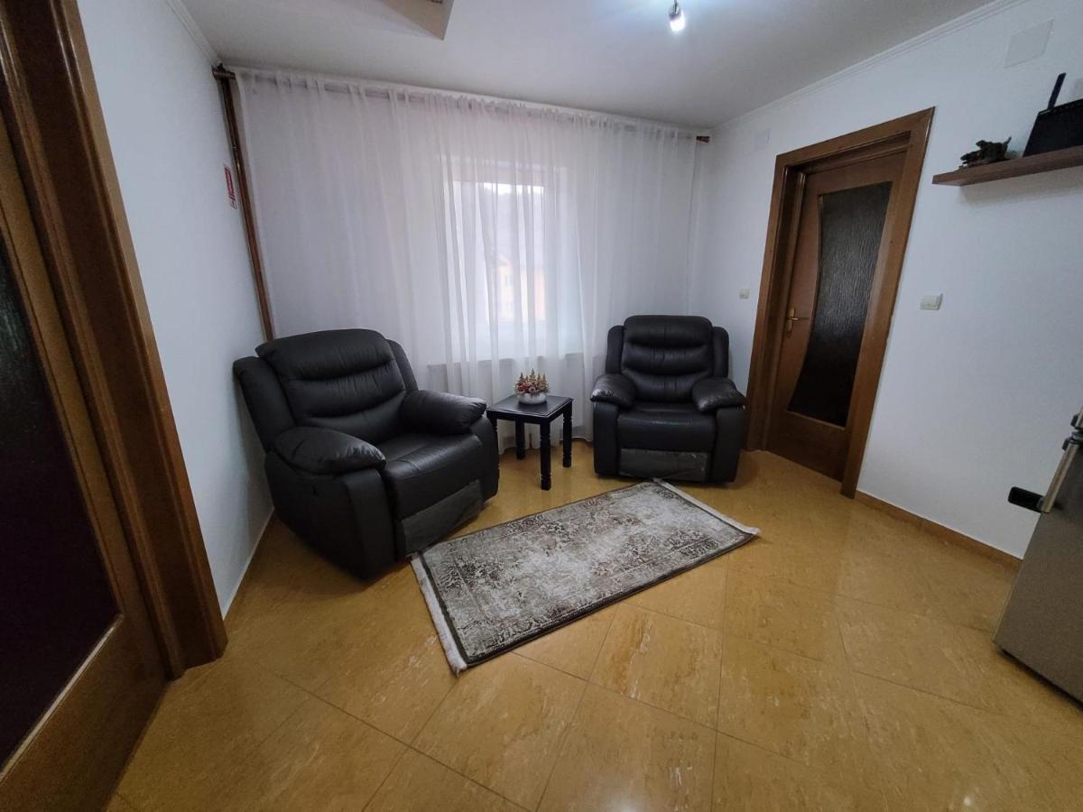Villa Mery Moisei Bagian luar foto
